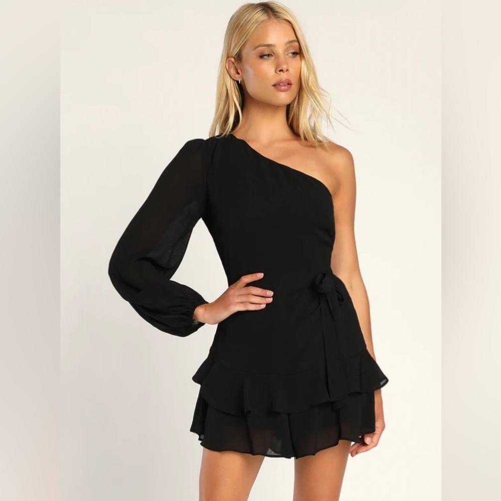 Pretty and Playful Black One-Shoulder Long Sleeve Romper